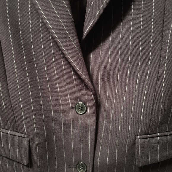 Brand new Babaton pin striped blazer - Picture 5 of 6